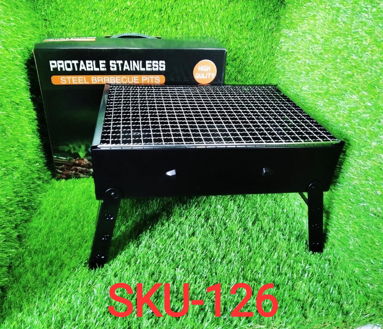Black folding barbeque grill with side handles Black folding barbeque grill with side handles